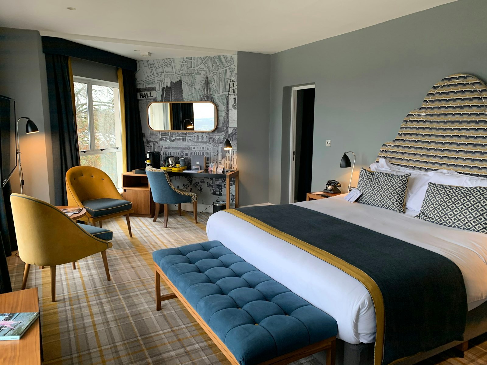 Deluxe Palace Pearl Room