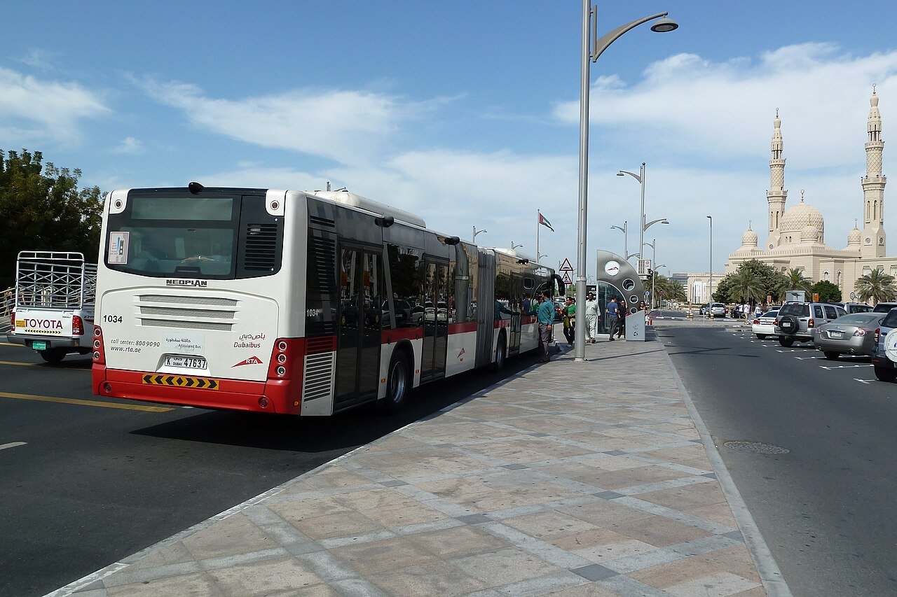 Executive Luxury Tour Coach (45 Seater)